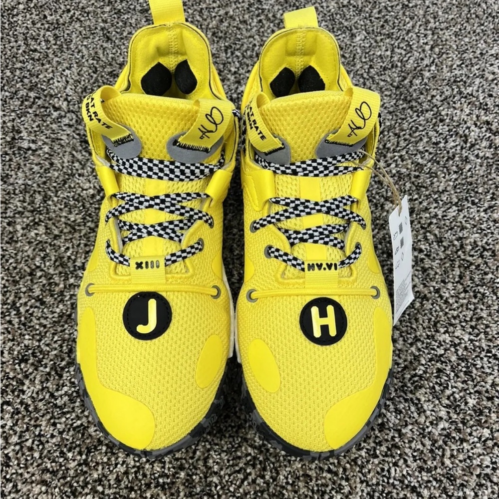 adidas mens yellow Harden Vol. 6 lace up Basketball Shoes size 6 779001